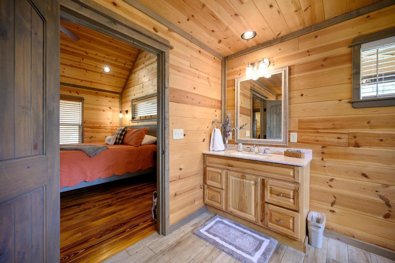 Convenient Romantic Hot Tub Bbq 3-Night Special! Броукън Боу Екстериор снимка